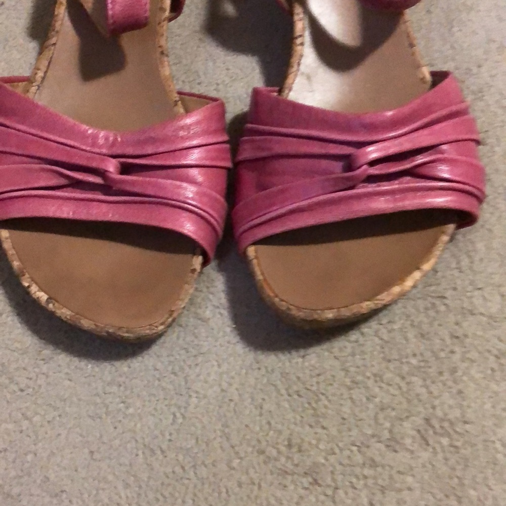 CLARKS PINK OPEN TOE SANDALS WOTH BROWN INNER AND OUTER SOLES - SIZE 6.5 - Picture 5 of 6